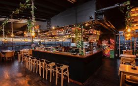 Hotel American Visa Tower